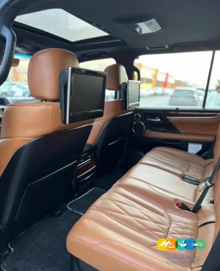 لكزس بلاك ادشن موديل 2021