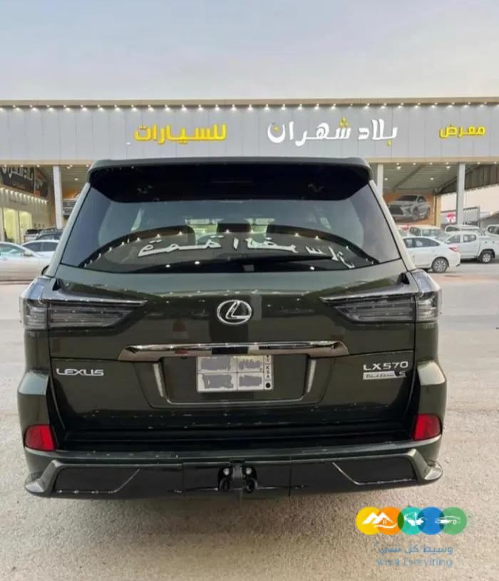 لكزس بلاك ادشن موديل 2021