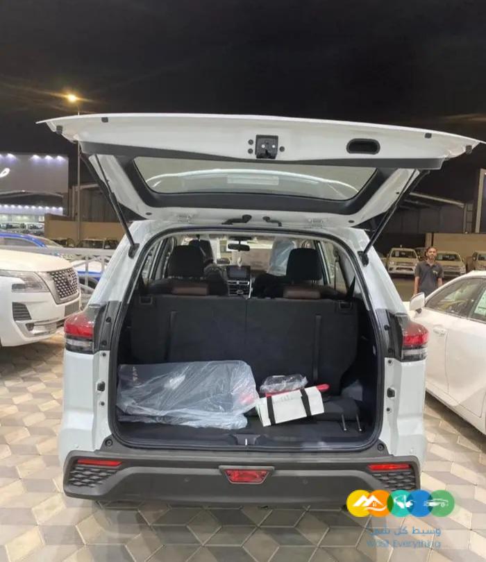 تويوتا انوفا VIP 2.0 هايبرد اوتوماتيك 2024