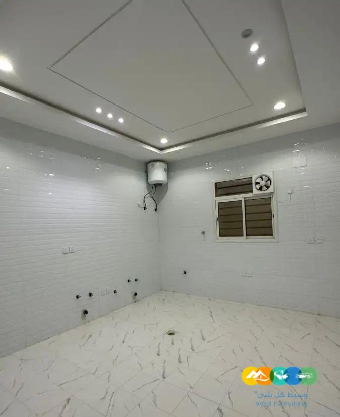 روف علوي مع ملحق ب 690 الف حي الموسى