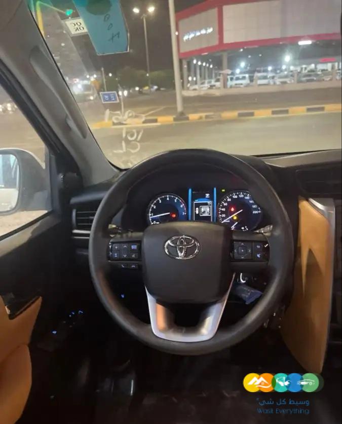 تويوتا فورتشينر 2023 GX2 بدون دبل