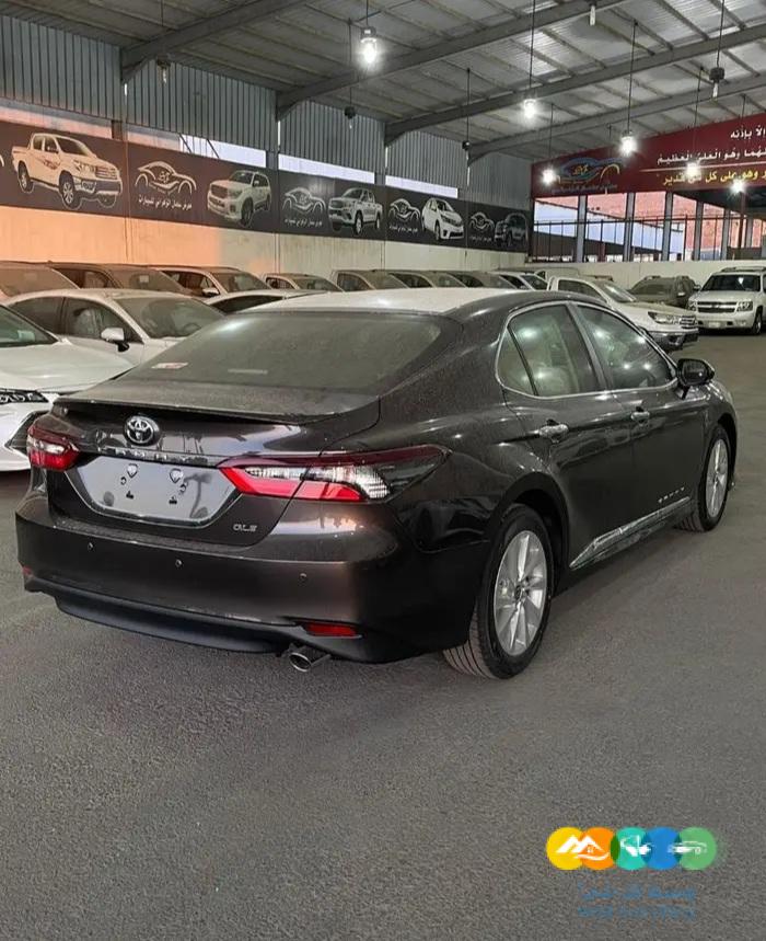 كامري GLE موديل 2023 بنزين اصفار