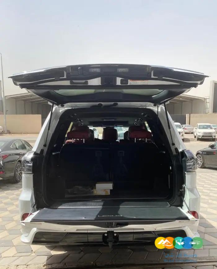 لكزس 2021 بلاك اديشن خليجي