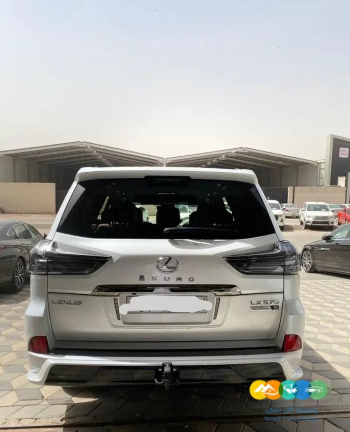 لكزس 2021 بلاك اديشن خليجي