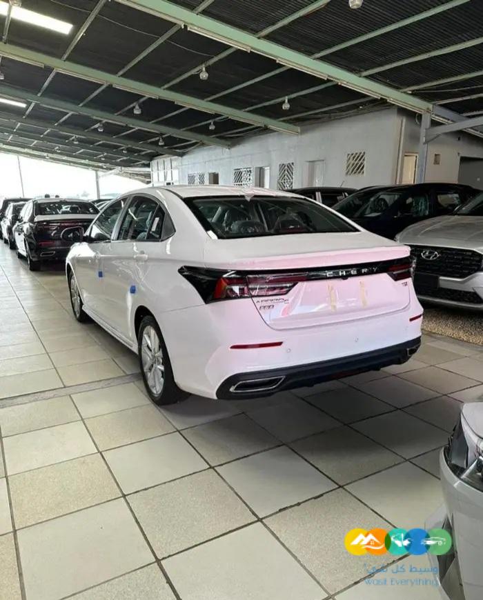 شيرى اريزو 6 كمفورت نص فل 2023