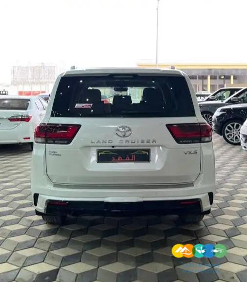 لاندكروزر جي اكس ار 2023 -L4- فل (تم البيع )