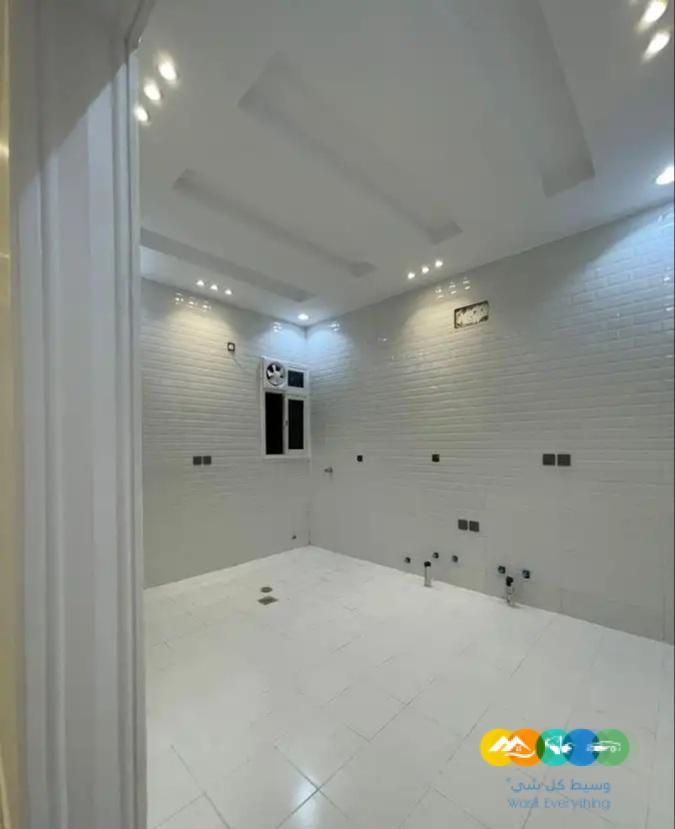 شقق ارضية وعلويه للبيع