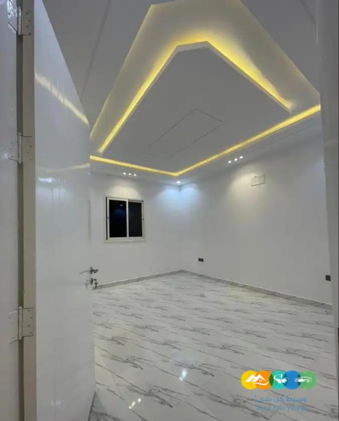 شقق ارضية وعلويه للبيع