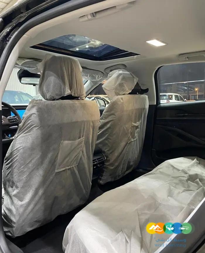 فورد تورس امبيانتي 2023 فتحة سقف