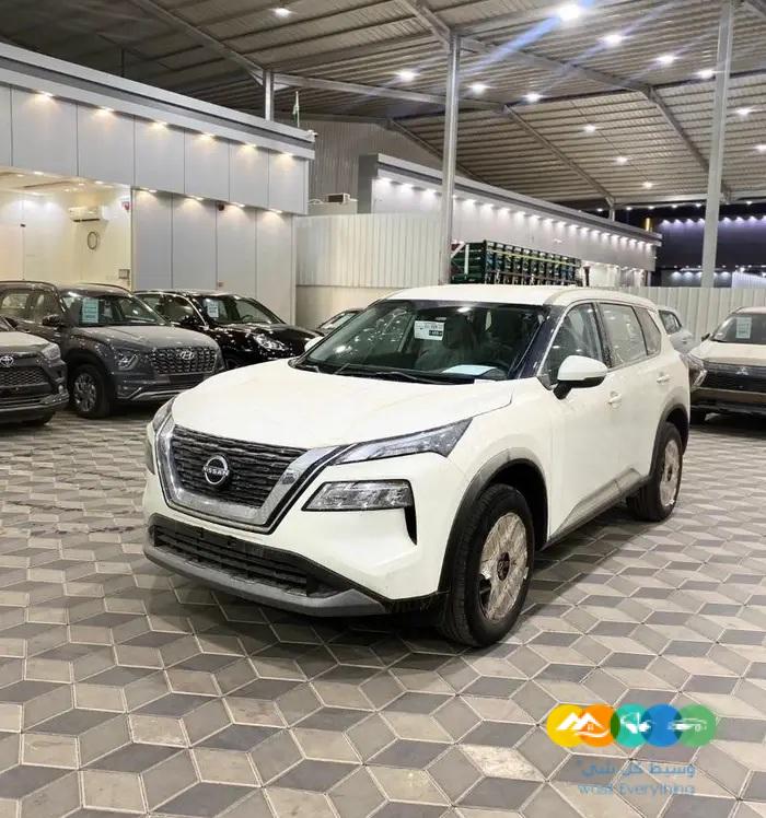 نيسان اكس تريل 2023 ستاندر 7 مقاعد