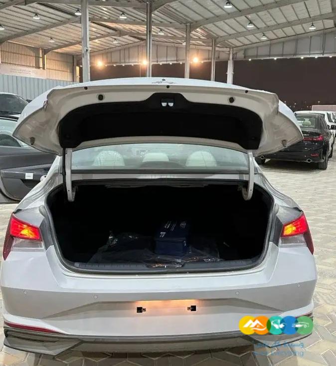 هيونداي النترا سمارت 2023