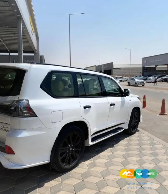 لكزس 2019 بلاك اديشن سعودي