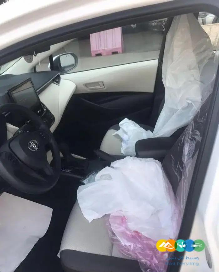 كرولا XLE فتحه 2022 اصفار سعودي