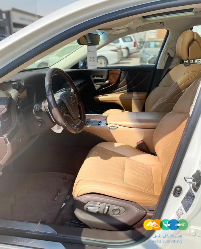 لكزس LS500 2020 هايبرد ( مباعة )