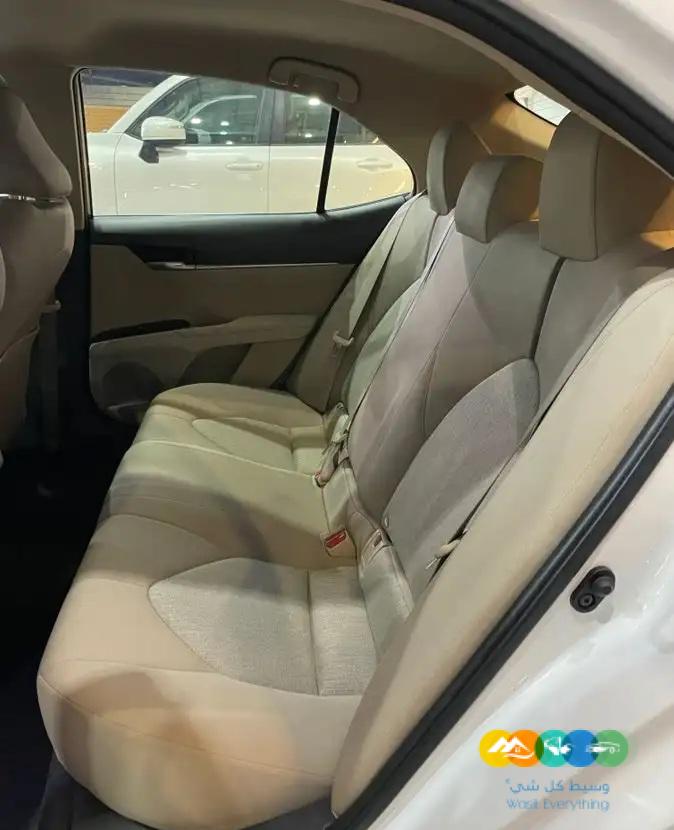 كامري LE مديل 2020 ستاندر (( مباعة ))