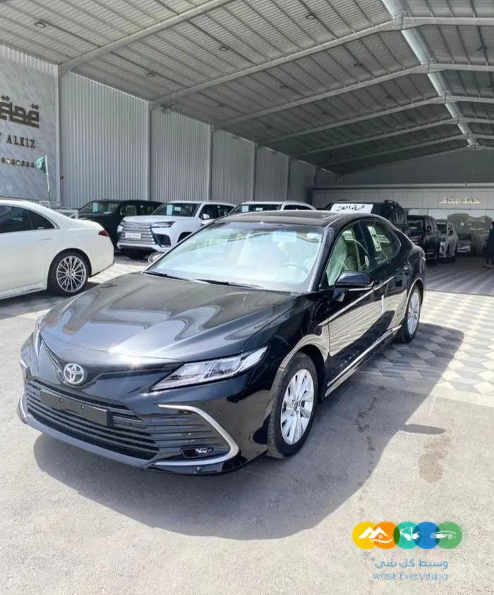 تويوتا كامري 2023 GLE فل كامل