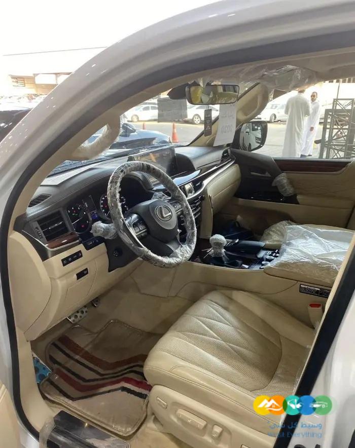 لكزس LX570 بلاك اديشن بريمي فل (تم البيع)