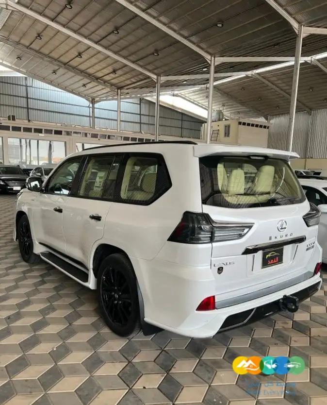 جيب لكزس بلاك ادشن 2020 بريمي ((تم البيع))