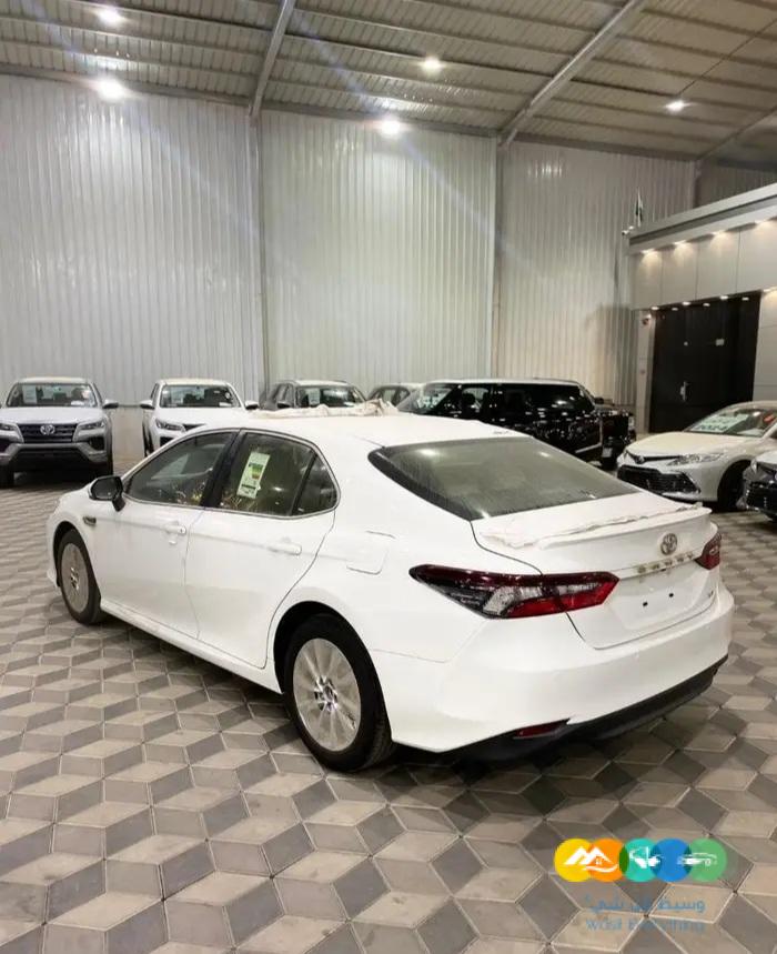 كامري LE 2023 خليجي نص فل