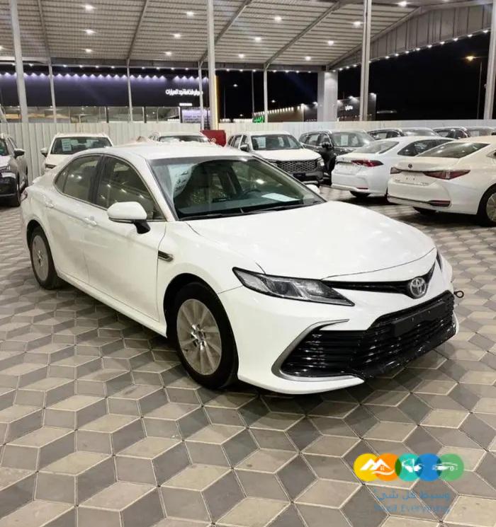 كامري LE 2023 خليجي نص فل