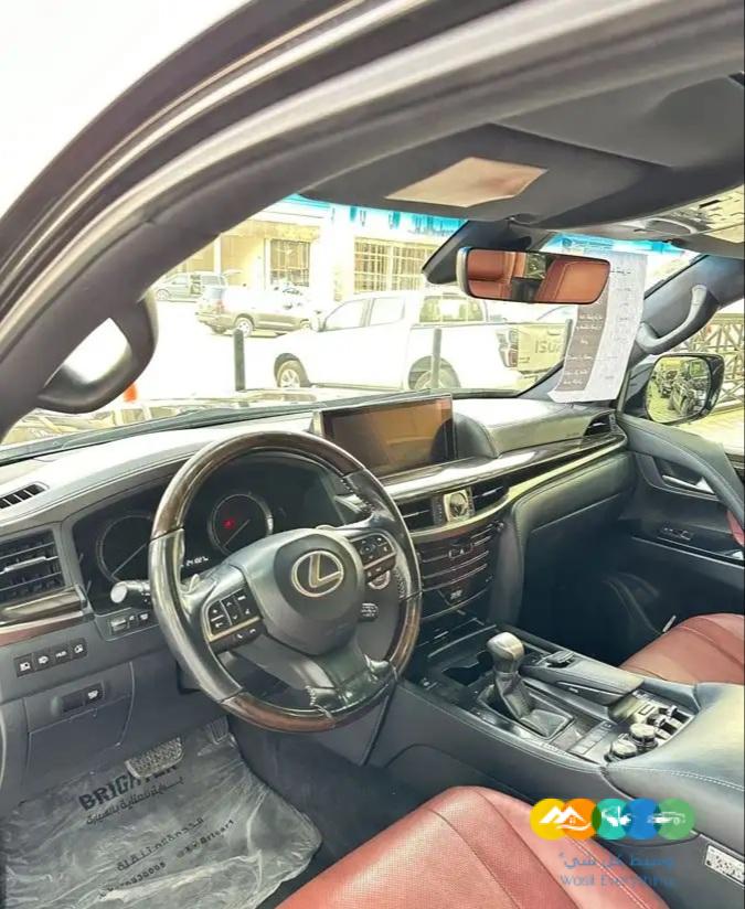 لكزس – LX570-2016-فل كامل-سبورت / تم البيع