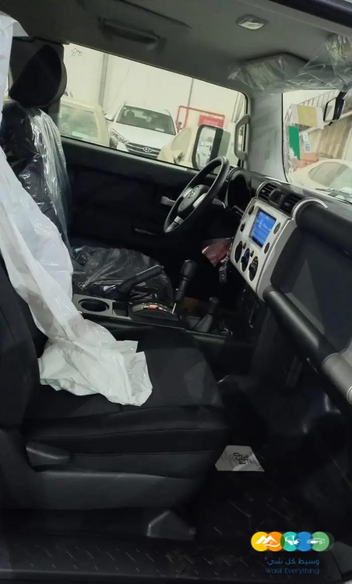 تويوتا FJ اف جي 2023 اصفار ابيض // تم البيع