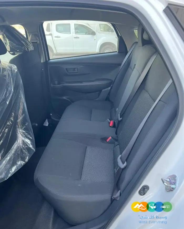 تويوتا يارس واي 2023 أبيض سعودي