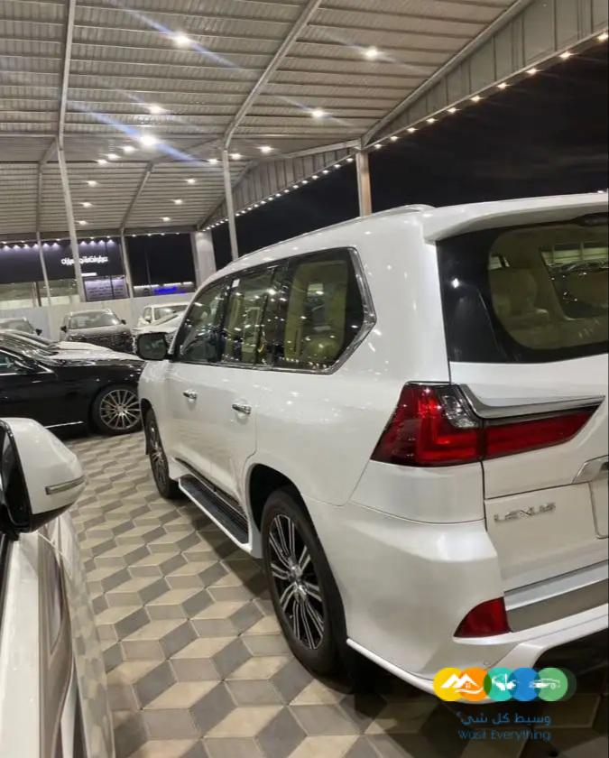 لكزس LX570 – سعودي – سبورت