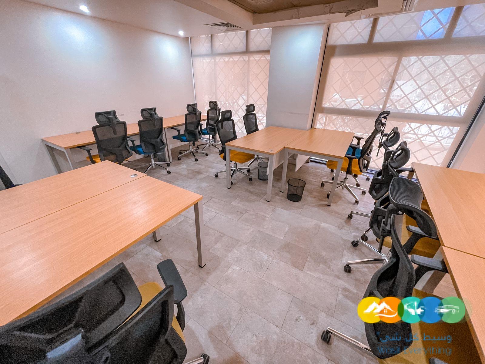 مكتب مفروش جاهز للايجار