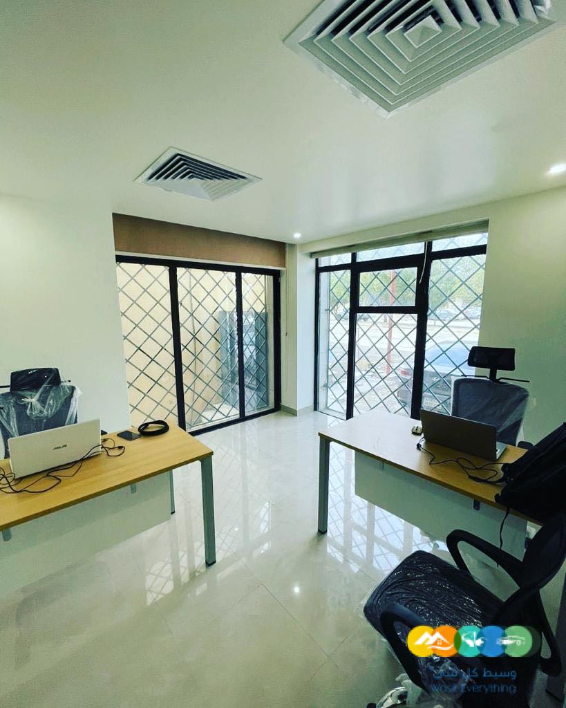 مكاتب مؤثثة جاهزة للايجار حي العارض