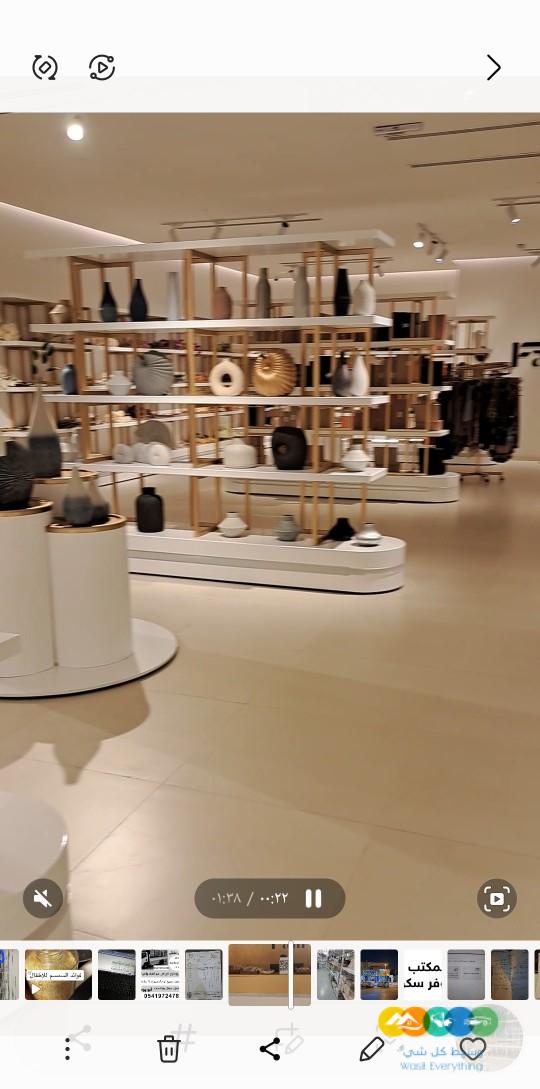 معرض فخم للايجار او التقبيل مول بارك أفنيو