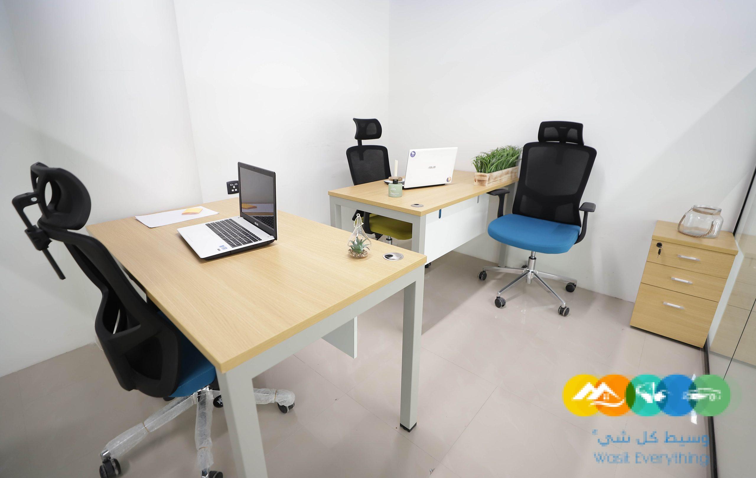 موجودين وين ماكنت أحجز مساحتك المكتبية الأن