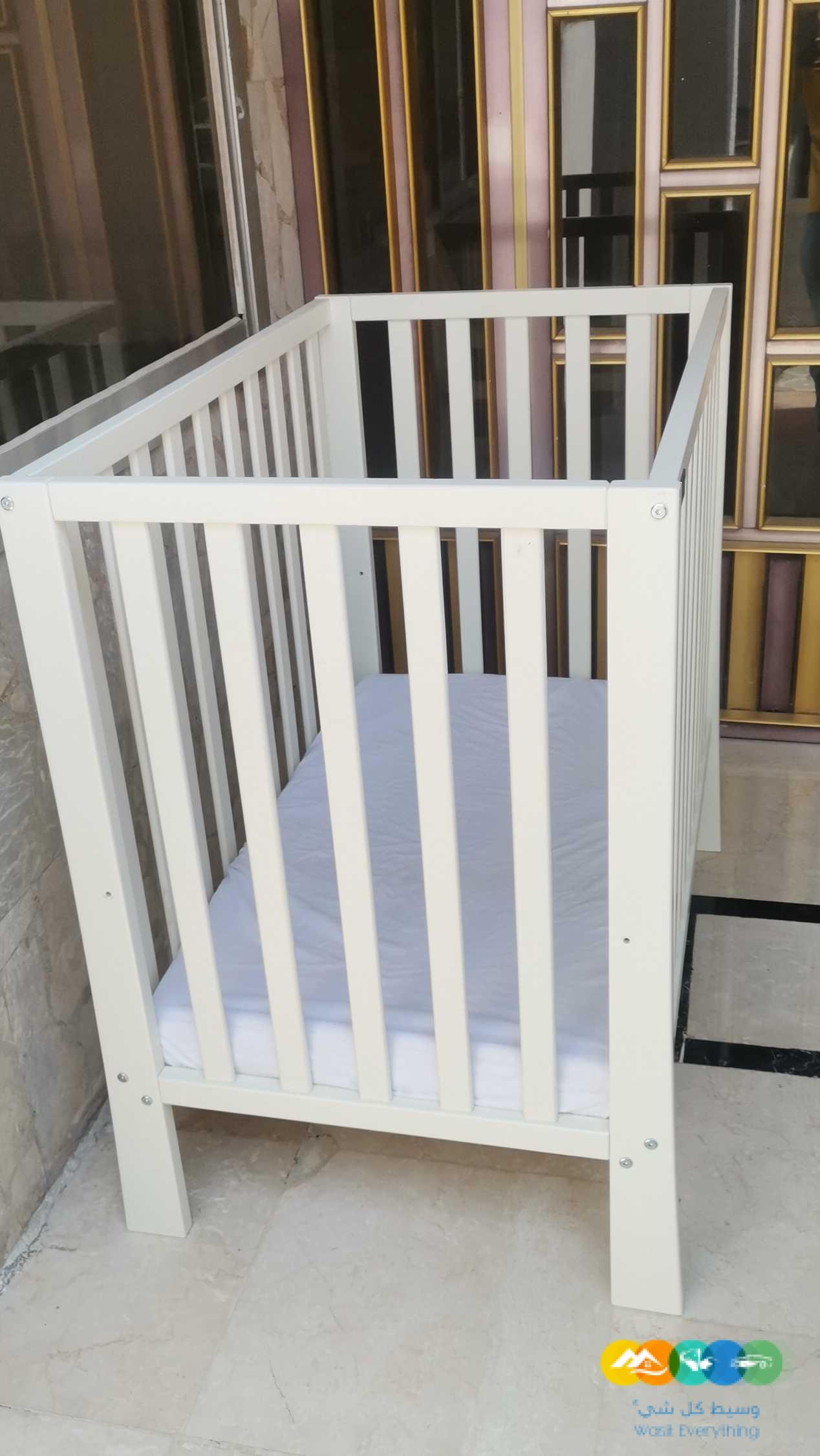 سرير اطفال معا مرتبة