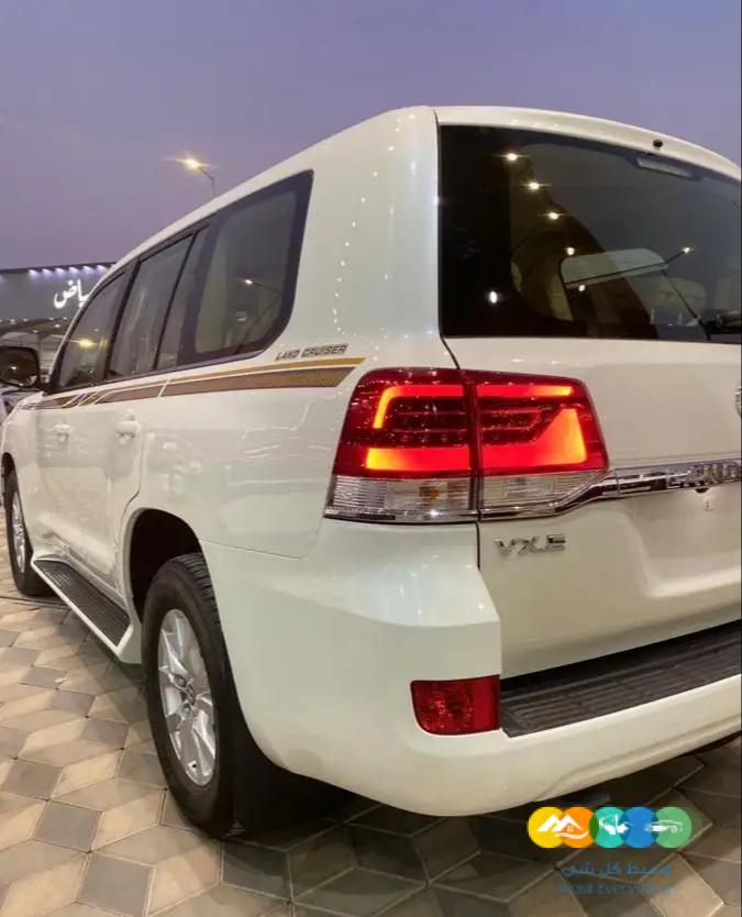 لاند كروزر VXE V8 5 7 – خليجي 2021 / مباع