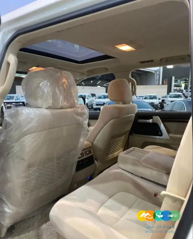 لاند كروزر VXE V8 5 7 – خليجي 2021 / مباع