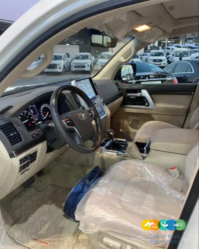 لاند كروزر VXE V8 5 7 – خليجي 2021 / مباع