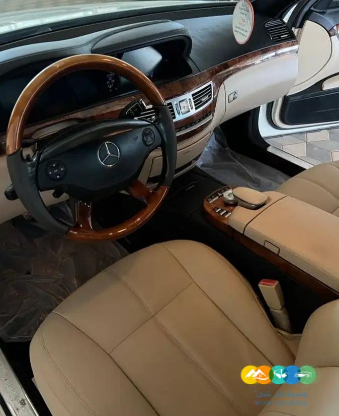 مرسيدس بانوراما 2009 مخزنه / تم البيع