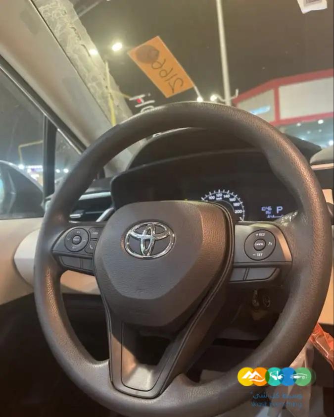 تويوتا كورولا 2024 نص فل مكينه كبيره