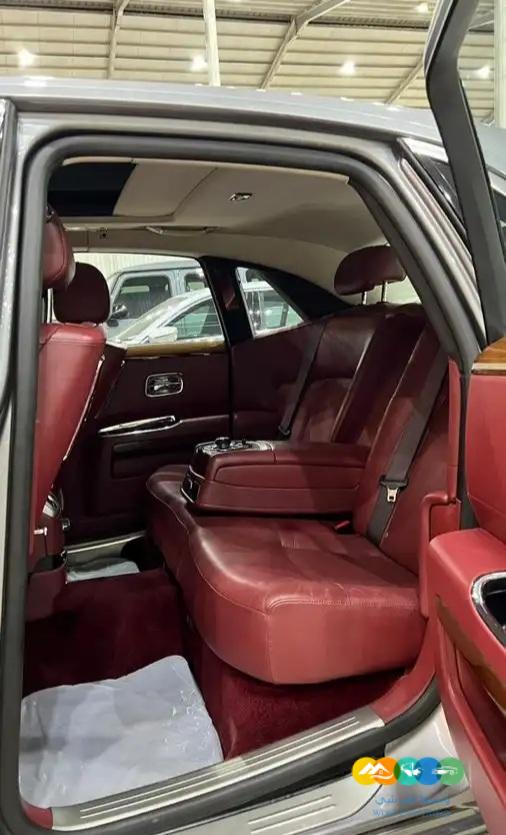 رولز رويس – قوست – 2010 – فل كامل / مباعة