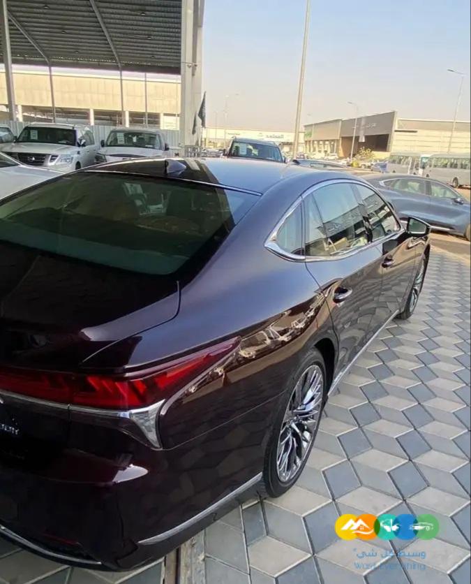 لكزس LA500h – سعودي 2020