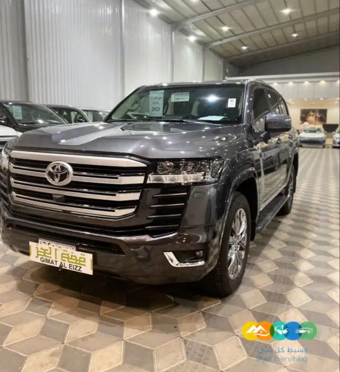 لاند كروزر GXR – 2023 – L3 – سعودي (( مباع ))