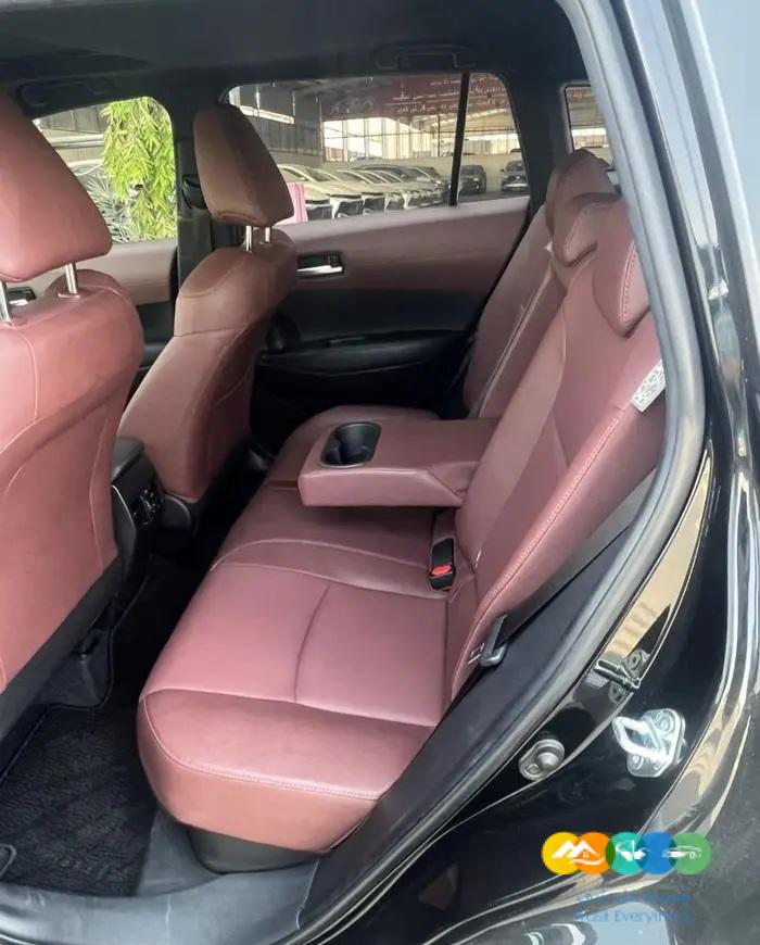 تويوتا كورولا كروس ليمتد هايبرد 2022