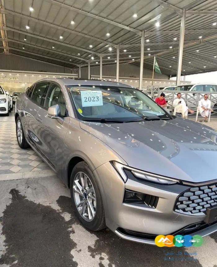 فورد تورس ترند نص فل 2023