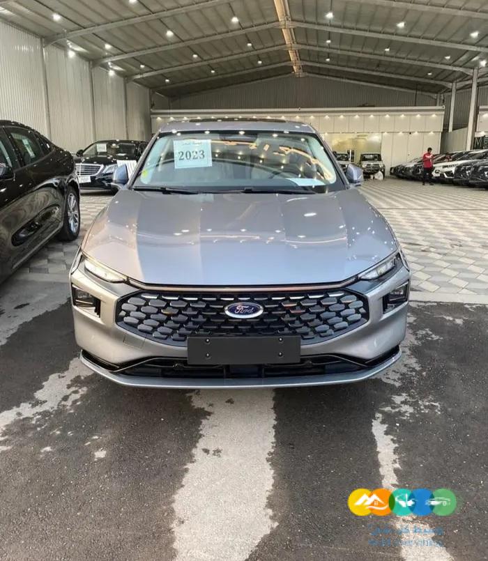 فورد تورس ترند نص فل 2023