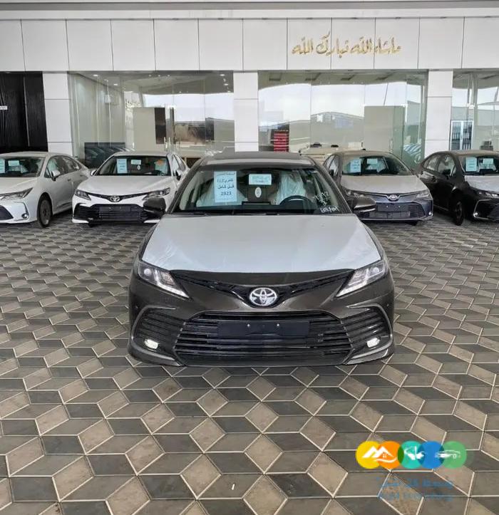 تويوتا كامري 2023 GLE فل كامل