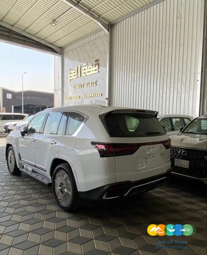 لكزس اف سبورت – خليجي – 2023 – اصفار