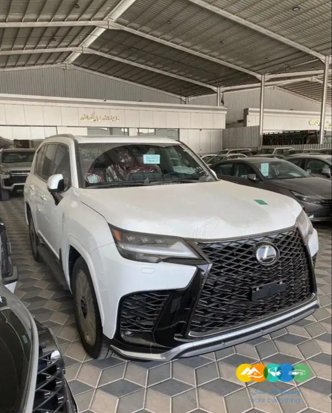 لكزس اف سبورت – خليجي – 2023 – اصفار