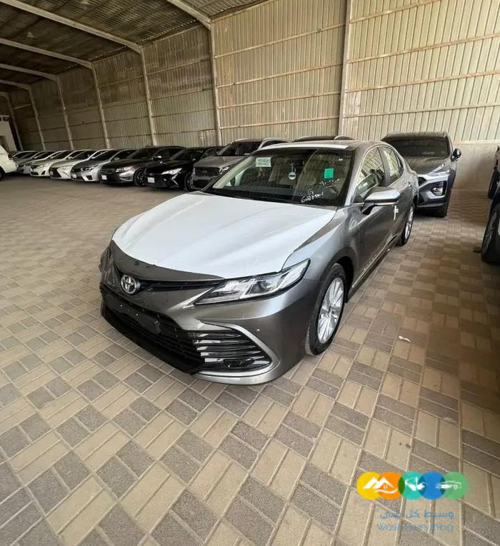 كامري GLE موديل 2024 بنزين اصفار