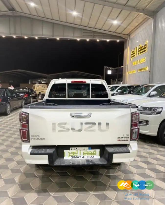 ايسوزو ديماكس مستعملة – 2023 – وارد الوكيل