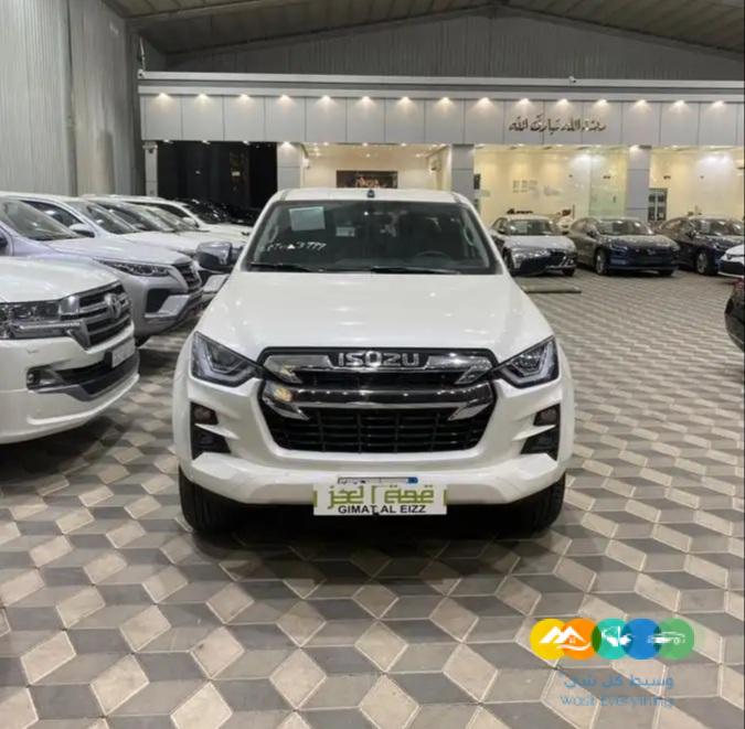 ايسوزو ديماكس مستعملة – 2023 – وارد الوكيل